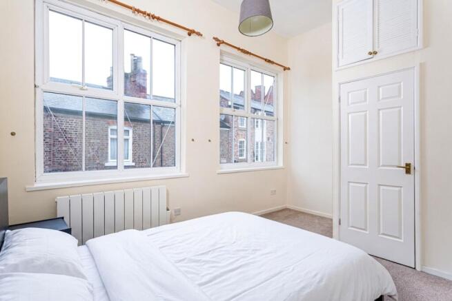 2 bed Terraced for sale Image 10