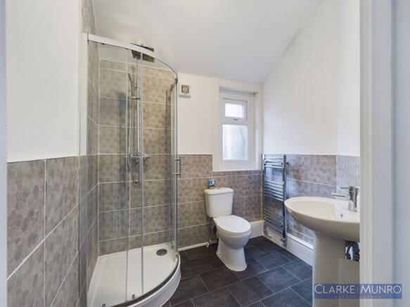 1 bed House of Multiple Occupation to rent Image 11
