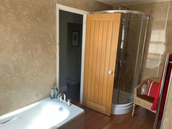 Photo 6