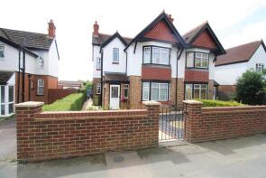 39, Buckingham Road, Bletchley MK3 5HJ