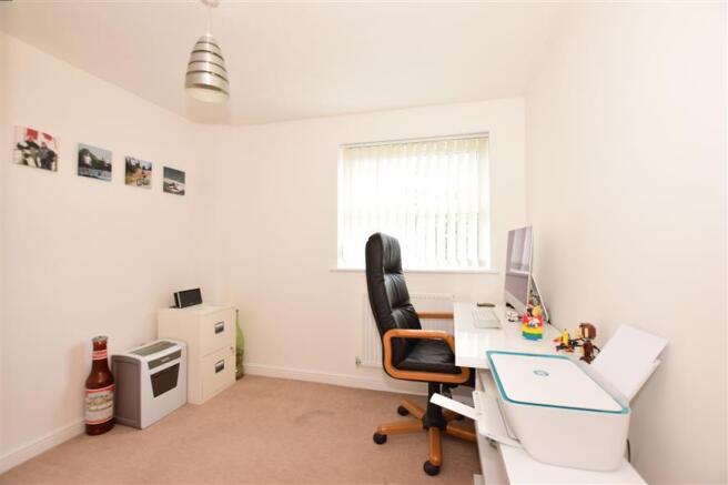 Study/ Bedroom 5