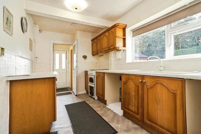 2 bed Semi-Detached for sale Image 6