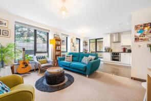Flat 9, 107, Tulse Hill, London SW2 2QB