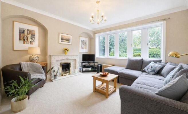 sitting room .jpg