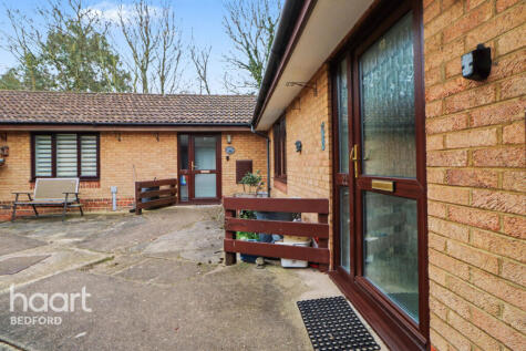 Walcourt Road, Bedford