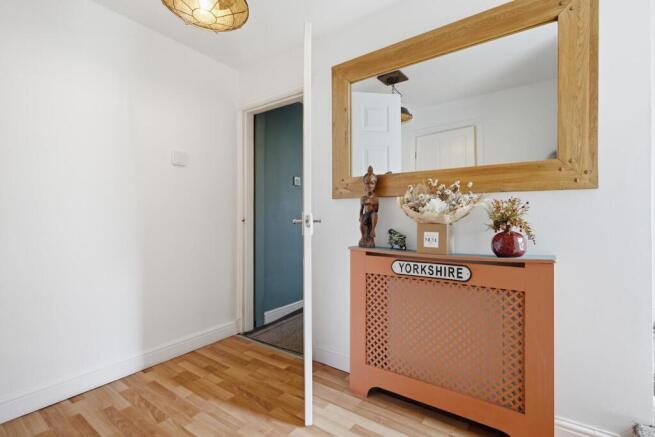 4 bed Detached for sale Image 7