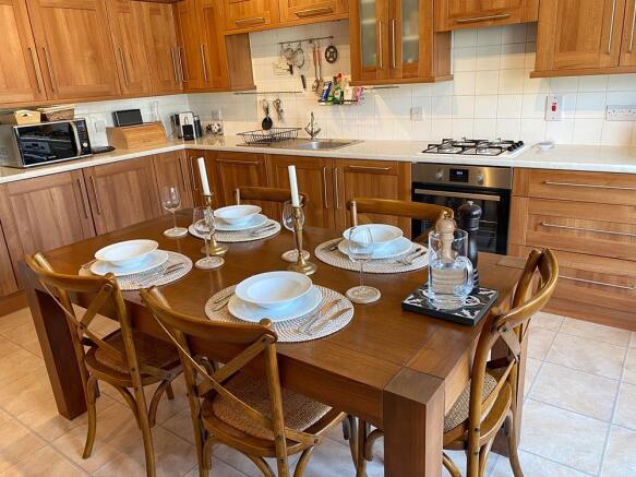 Kitchen 1