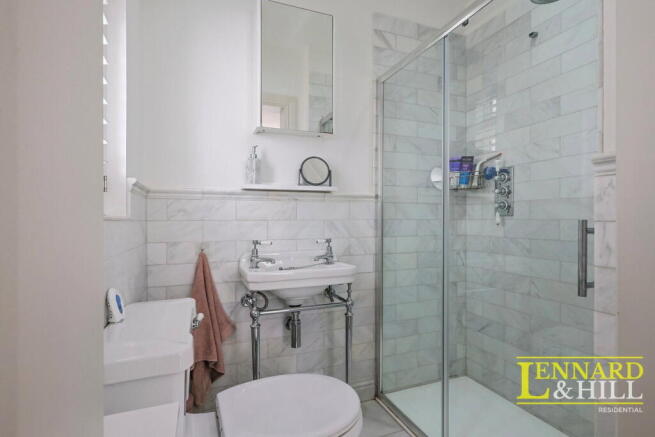 King Edward Drive, Woodside, Grays, RM16 2GG photo 4