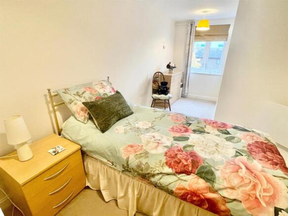 1 bed Apartment for sale Image 7