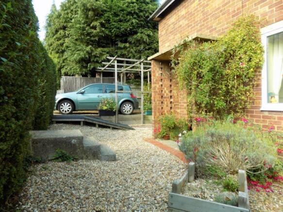 Front garden 