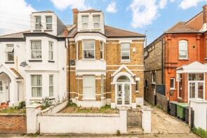 Flat 2, 35, Barrow Road, London SW16 5PE