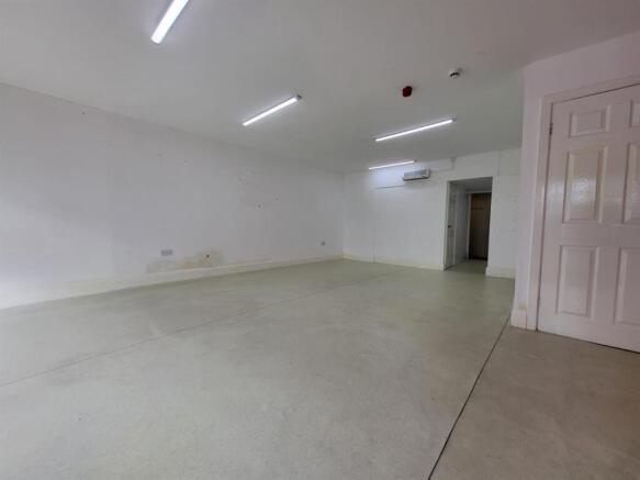 Vacant main space 2.jpeg