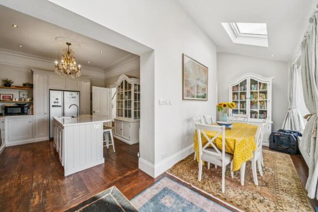 Kitchen/Dining