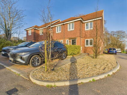 Dewpond Close, Lancing, BN15 0FA