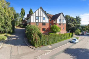 4, Campions Court, Graemesdyke Road, Berkhamsted HP4 3PD