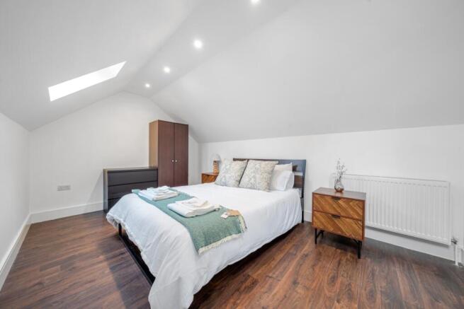 1304969-5-683eec5...