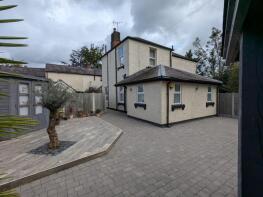 Ashgrove, Weston Lane, Oswestry SY11 2BB