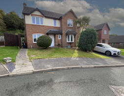 3, Harewood Close, Barrow-in-furness LA14 4SB