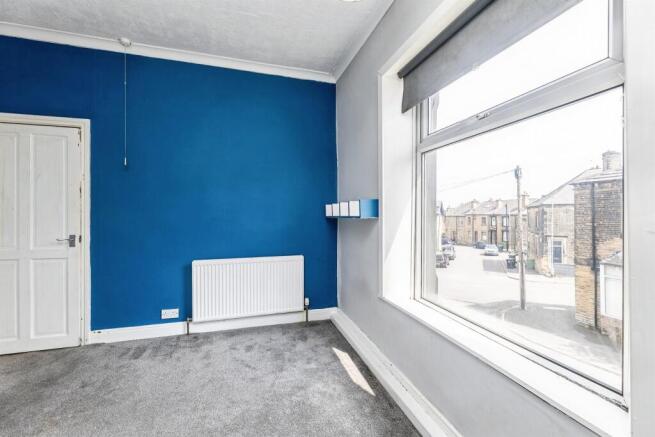 2 bed Terraced for sale Image 6