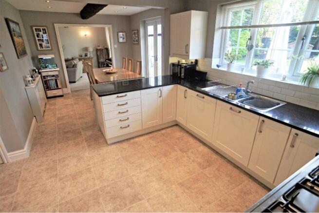 Kitchen / Diner