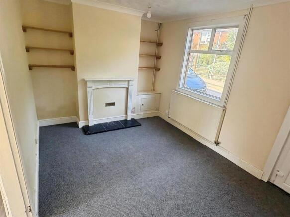 LivingRoom.jpg