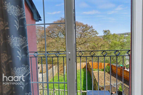 Sycamore Road, Pontypool