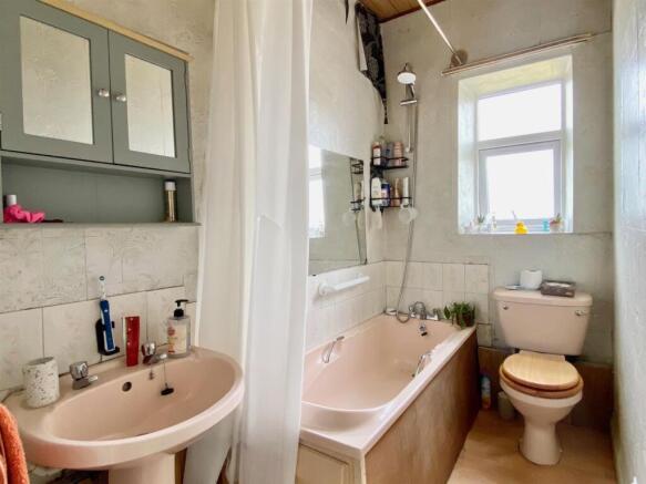 1 bed Terraced for sale Image 8