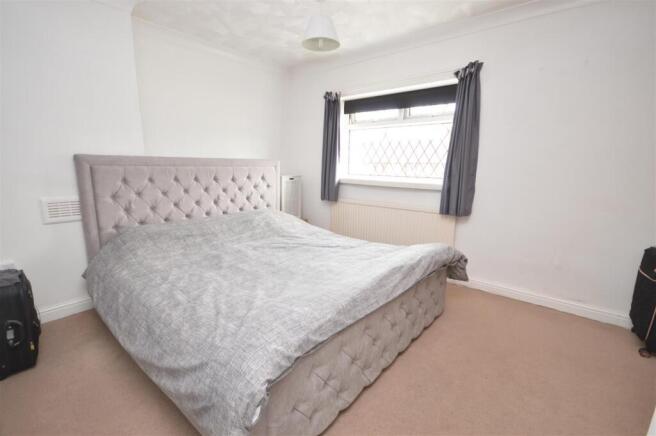 3 bed Terraced for sale Image 8