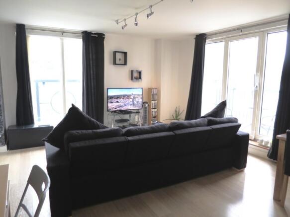 Lounge 3 third view
