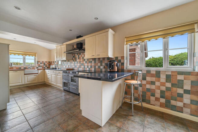 PT-FC(COL)-DaleHi...