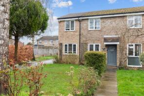 21, Somergate, Horsham RH12 1UJ