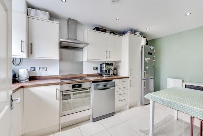 38 Cranford Road, Burton Latimer-15.jpg