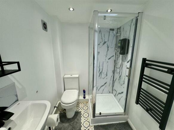 Garage Conversion En-Suite Shower Room.