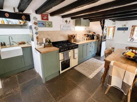 Kitchen.JPEG