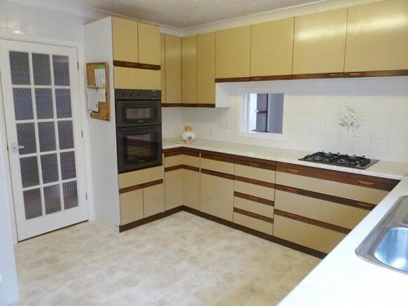 Kitchen/Breakfast Ro