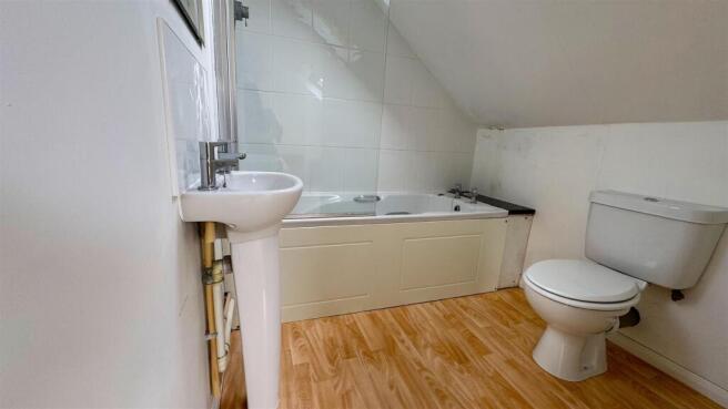Ensuite (2).jpg