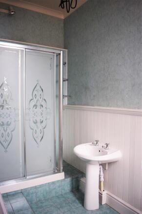 Bedroom 5 En Suite (Copy)