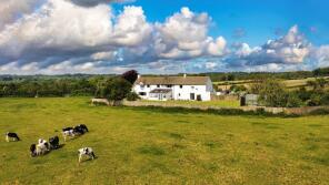 Maes Y Felin Farm, St Lythans Road, Dyffryn CF5 6SU