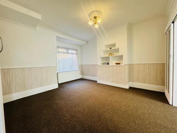 3 bed Semi-Detached for sale Image 5