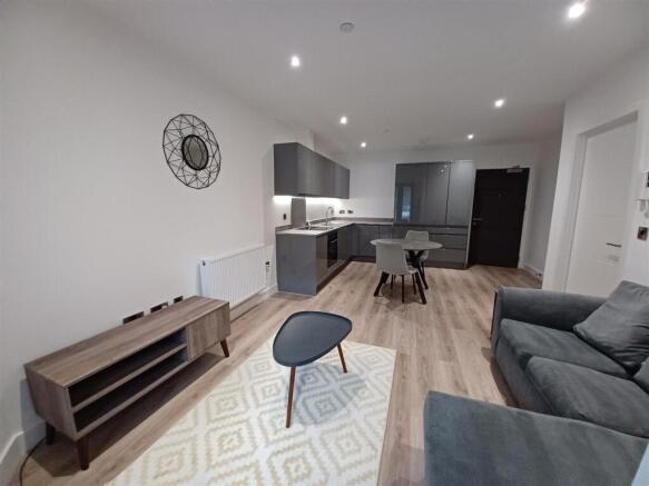 Apartment in Solihull - View 4