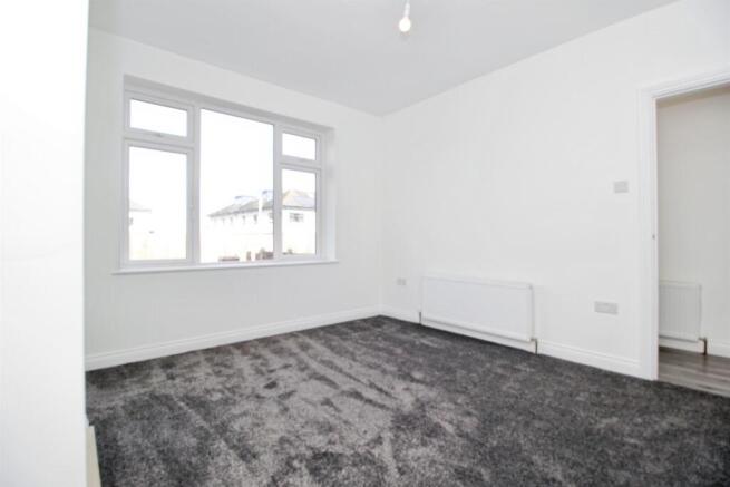 3 bed Semi-Detached for sale Image 10
