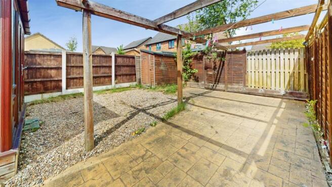 2 bed Semi-Detached for sale Image 11