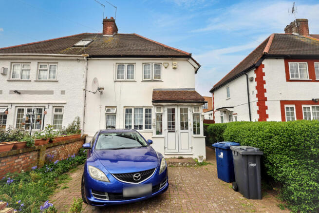 31 Pleasant Way, Wembley, Middlesex HA0 1DG