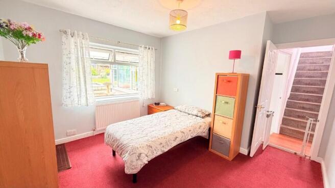 3 bed Semi-Detached Bungalow for sale Image 8