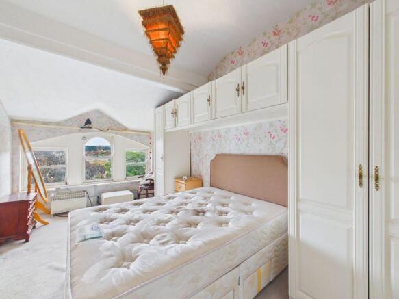 1 bed Flat for sale Image 9