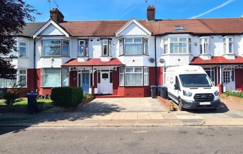 Kenmare Gardens, Palmers Green, N13