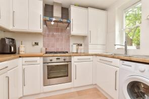 Flat 6, 34, Kingswood Drive, Sutton SM2 5NT