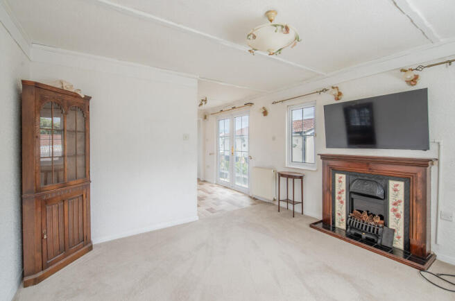 2 bed Bungalow for sale Image 2