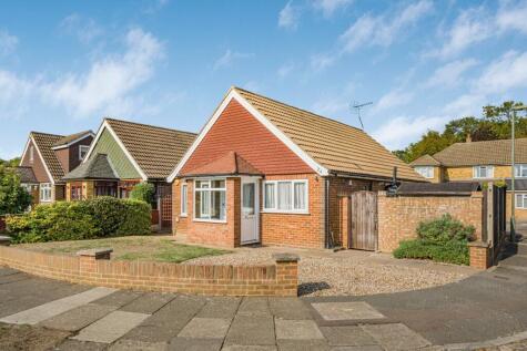 Stewart Avenue, Shepperton, Surrey, TW17