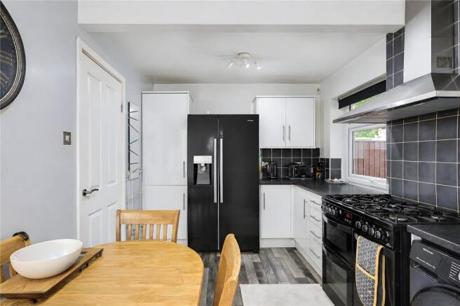 2 bed Semi-Detached for sale Image 6